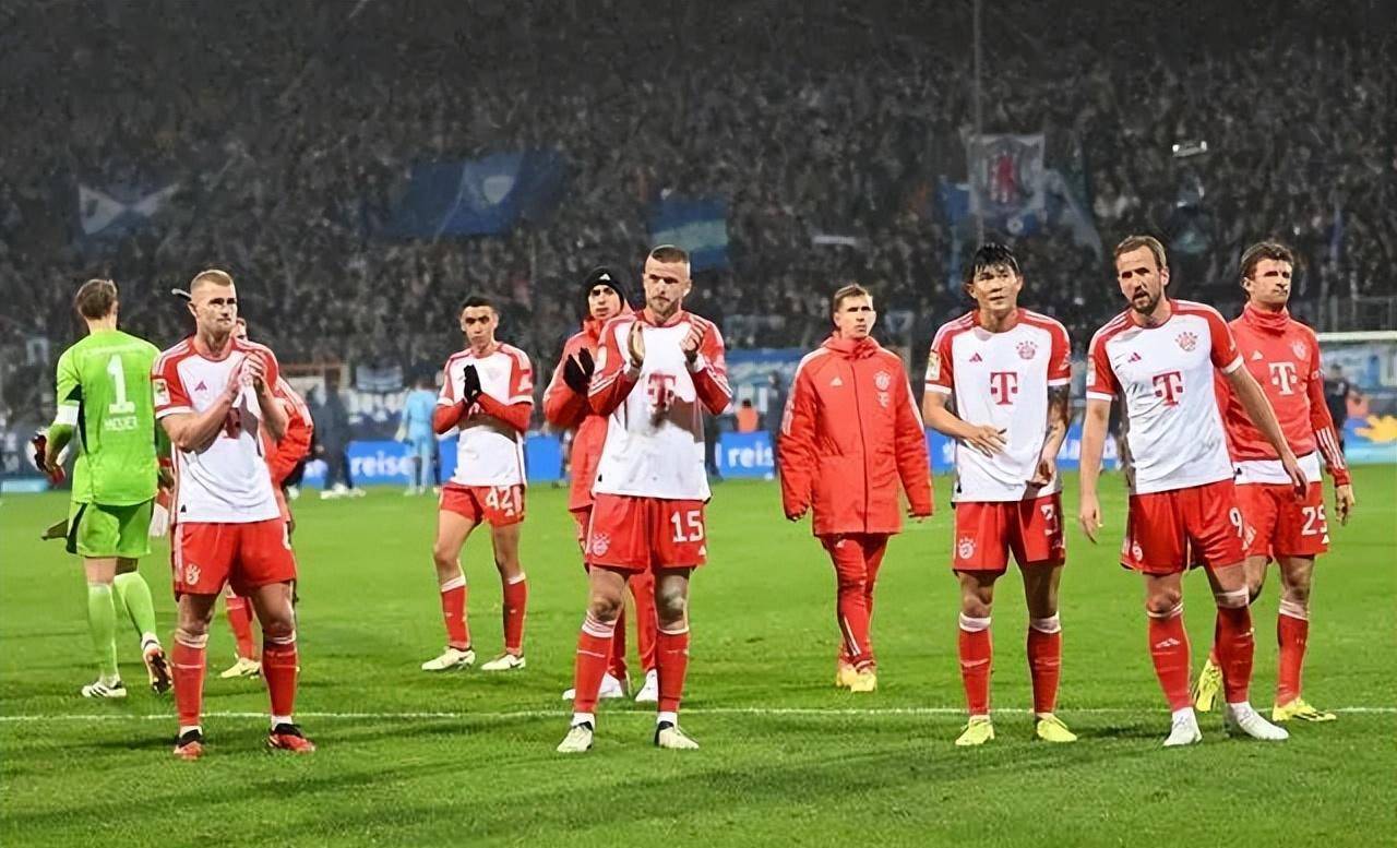 万博manbetx体育-theshy滑板鞋打比赛中路往脸上视频