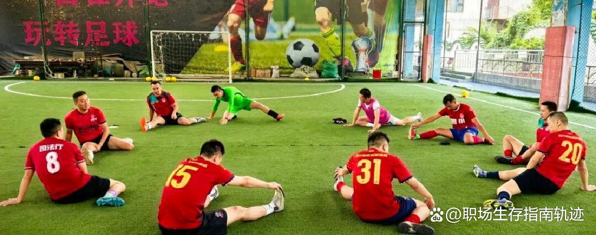 万博max官网-球队在比赛中面临困境,最终逆袭取得胜利英语